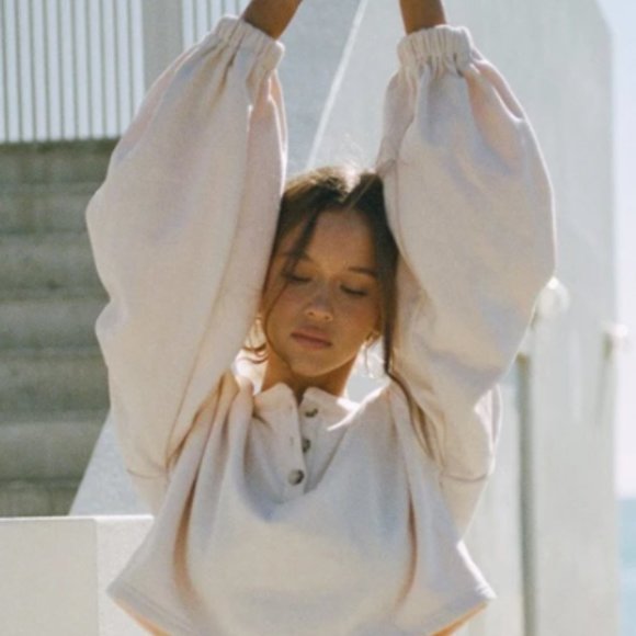 Sabo Skirt Oriana Lounge Set || Cream - Picture 9 of 15